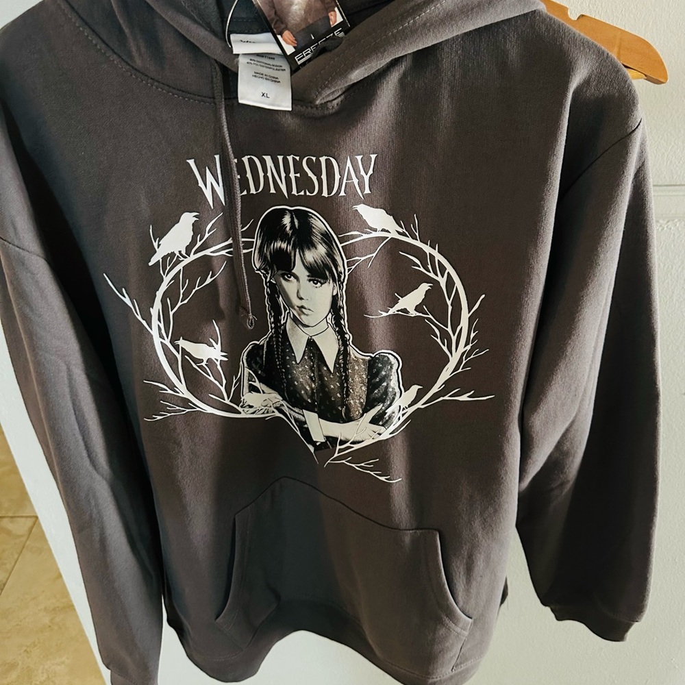 Wednesday Hoodie, Freeze New York Brand- NWT- Women size XL